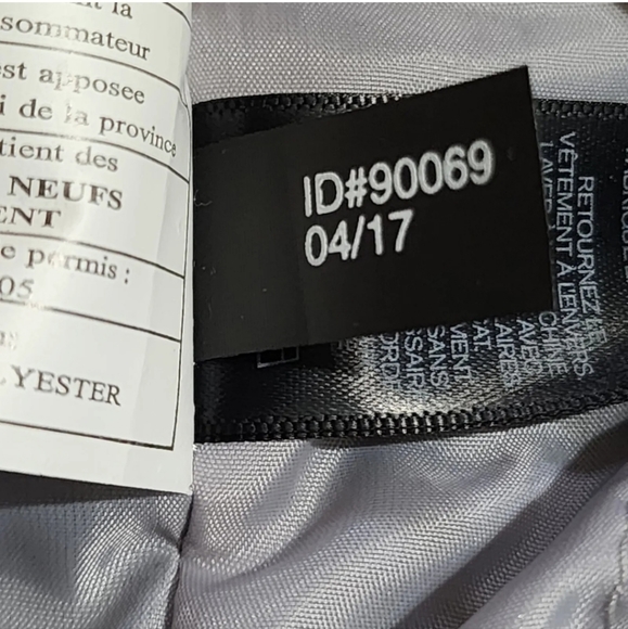 Express Bomber Jacket Satin Silky Quilted Women's Small Y2K Black Gray EUC Retro - Picture 10 of 10